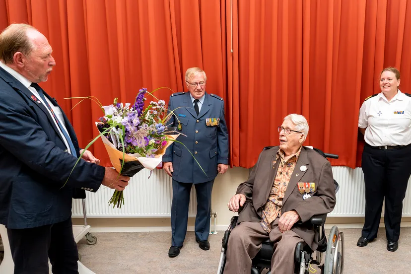 361292 jj120820 01 001rgb dce5f1 original 1597311283