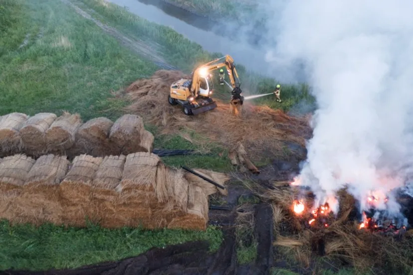 405552w1600r16 9676a872q90