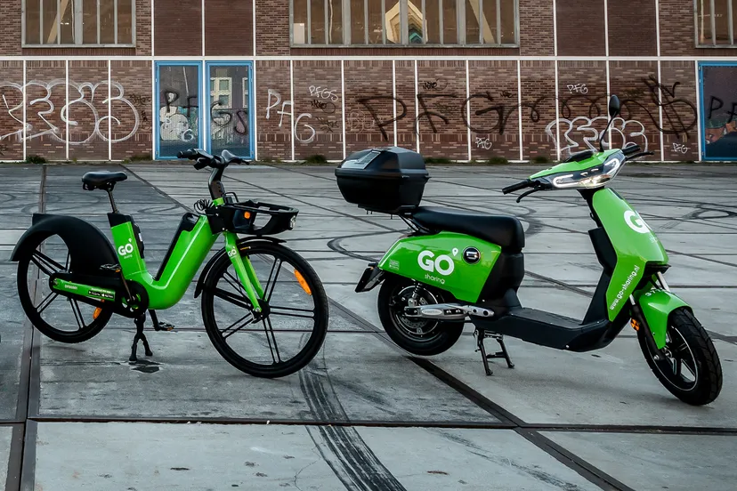 4320 528458b2f1e8c1af18facf2f934f654c