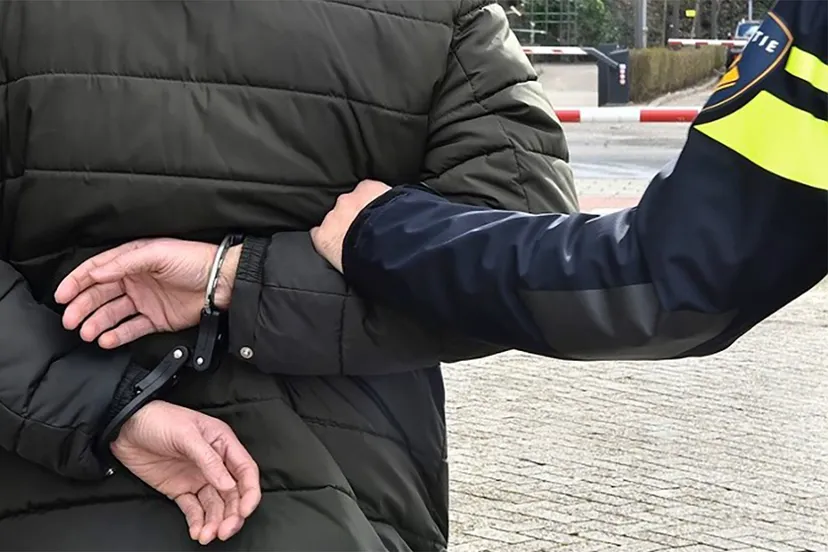 aanhouding boeien009