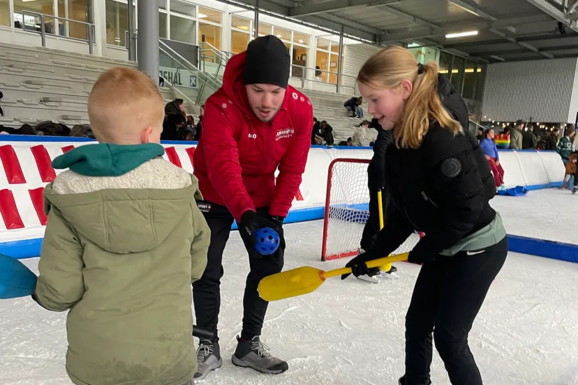 alkmaarse ijsplein op ijsbaan de meent kopie