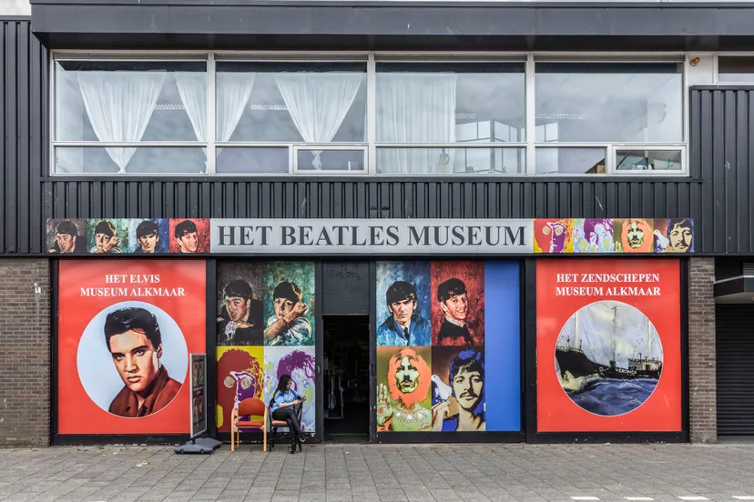 beatles elvis museum
