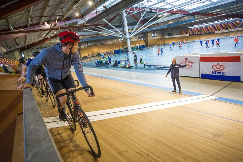 clinics op de wielerbaan in sportpaleis alkmaar