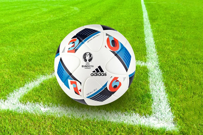 football 1419954 1920