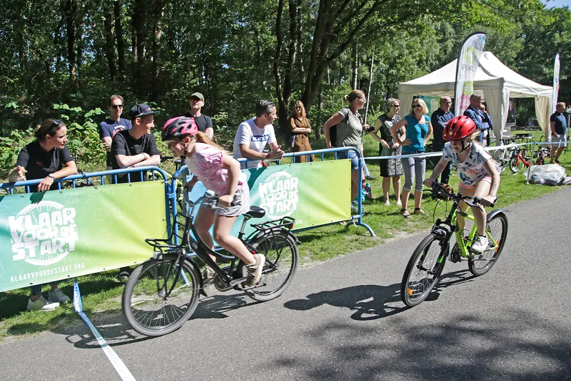 klaar voor de start dikke banden race 1