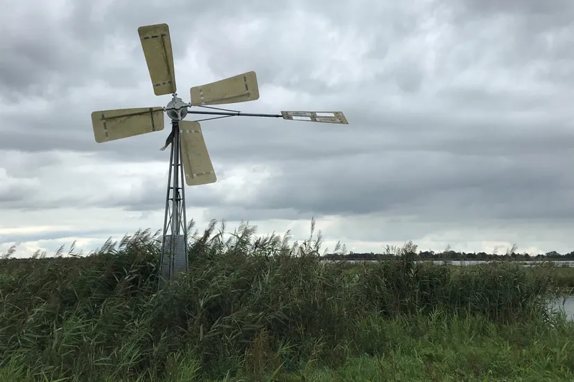 natuurmonumenten ijzeren molentje in het wormer en jisperveld