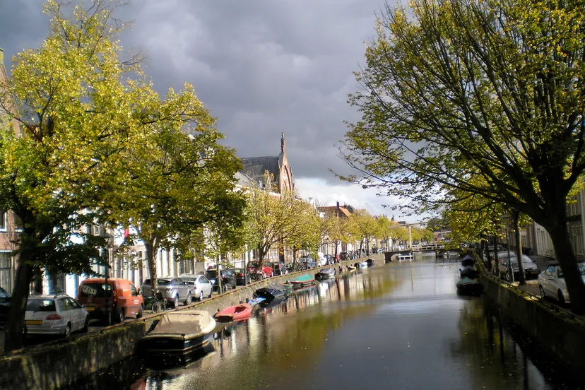 oudegracht alkmaar nederland 01
