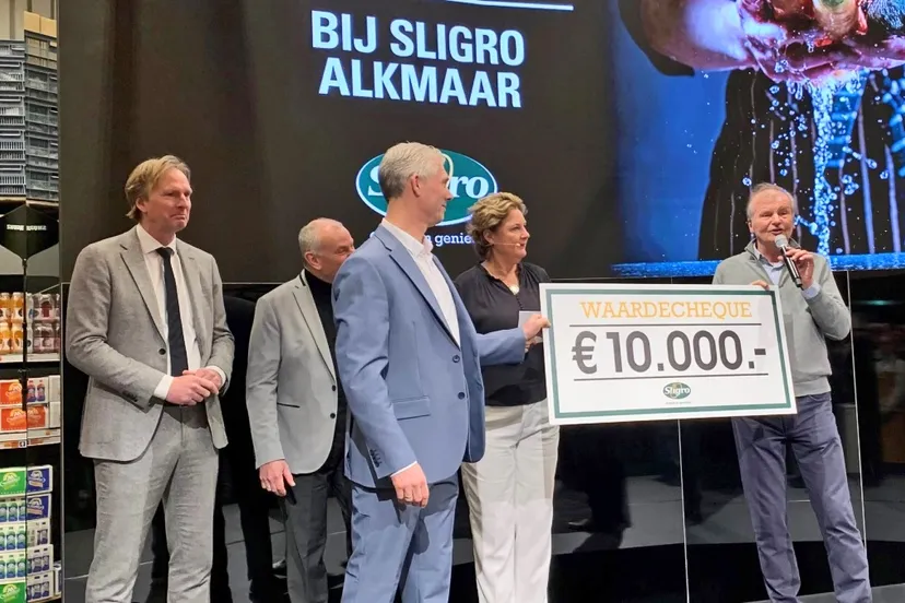 overhandiging cheque sligro alkmaar kopieren
