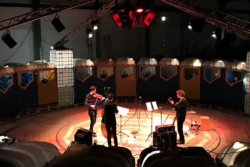 peeshow foto tamara roos