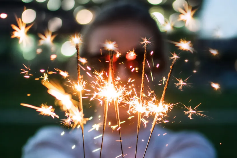 photo 1528789155882 e67048415894