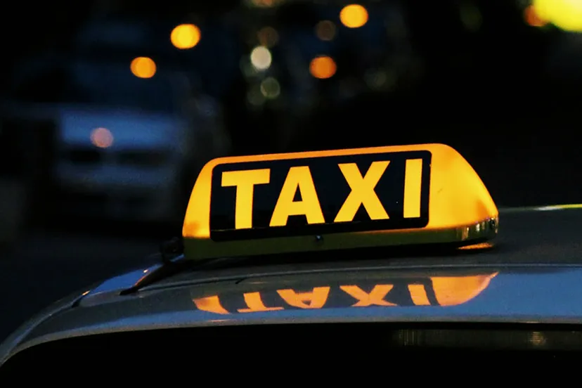 taxi unsplash
