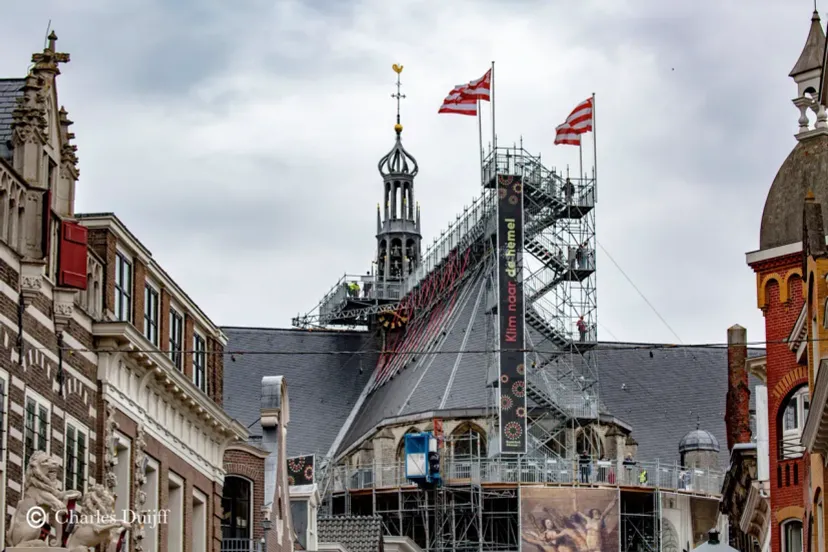 trappen naar kerktop