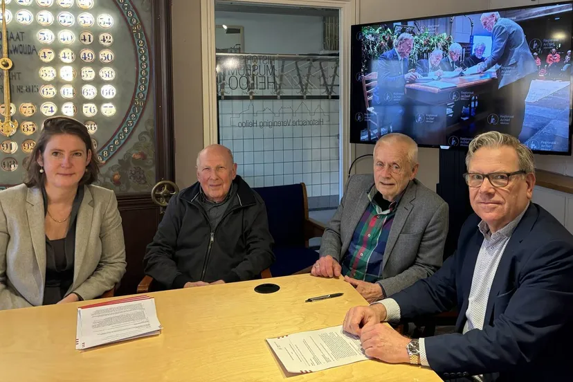 pb raa foto 1 ondertekening overeenkomst