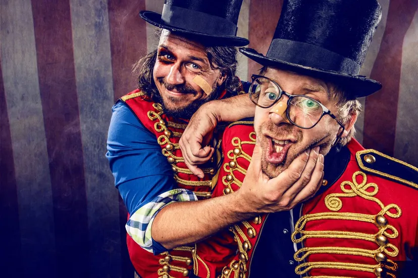 De-Circus-Broers_liggend_foto-Henry-Faber