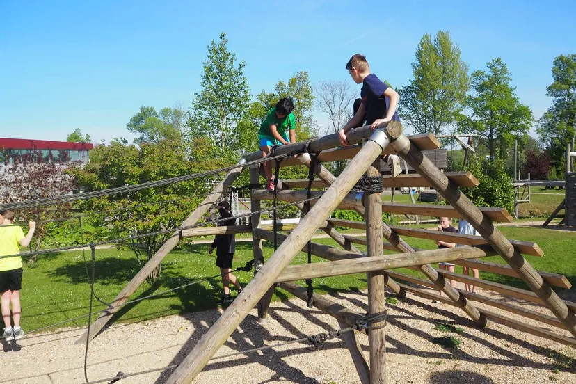 Outdoorpark Alkmaar deze zomer geopend voor vrij klimmen en spelen