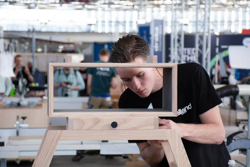 Jort Rommel (2) Nederlands kampioen meubelmaken 2025