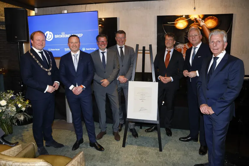 brokking groep bv ontvangt predicaat koninklijk gem almere