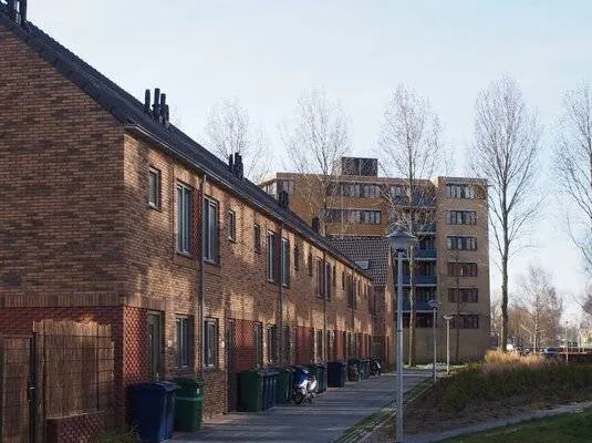 sociale huur buiten petitie betaalbaar wonen almere