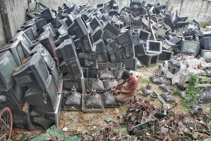e waste pixabay