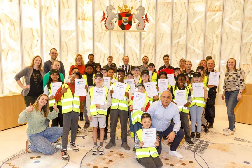 uitreiking diploma politiekids almere gem almere