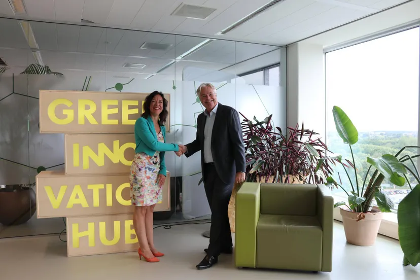 wethouder maaike veeningen en eric mark huitema gem almere