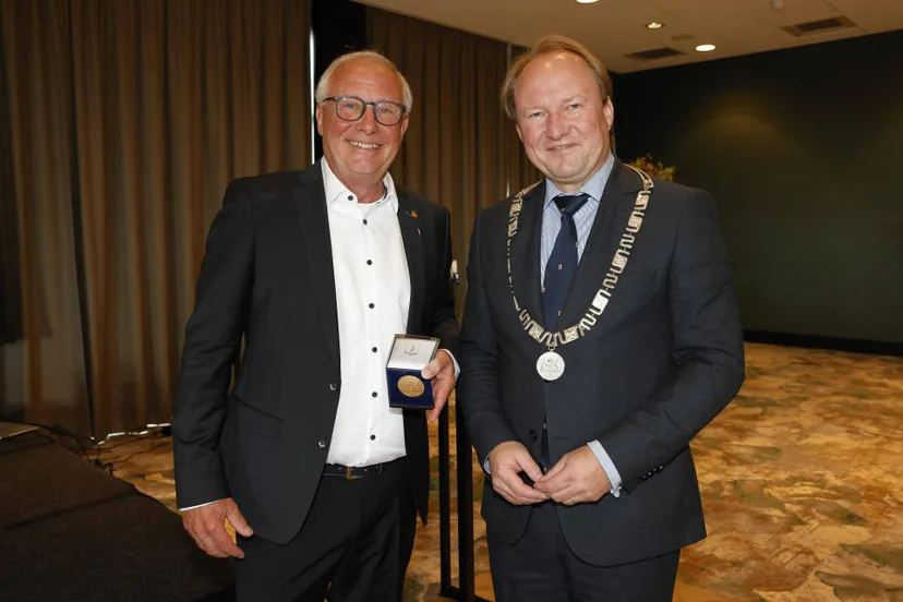 erepenning almere lex beers gem almere