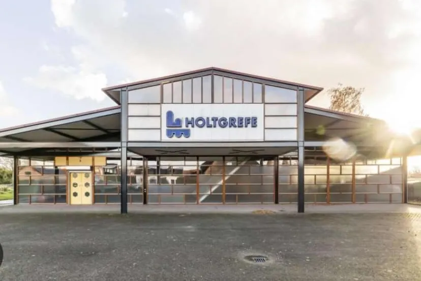 434465253 875225191072758 128322570771279812 n