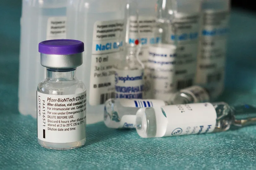 covid 19 vaccine 5902833 1920