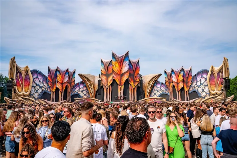 download 131628 s1000x1000