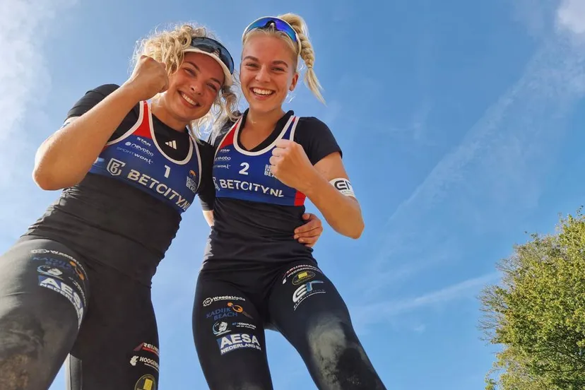 pb20230724 sarah jill topdivisie