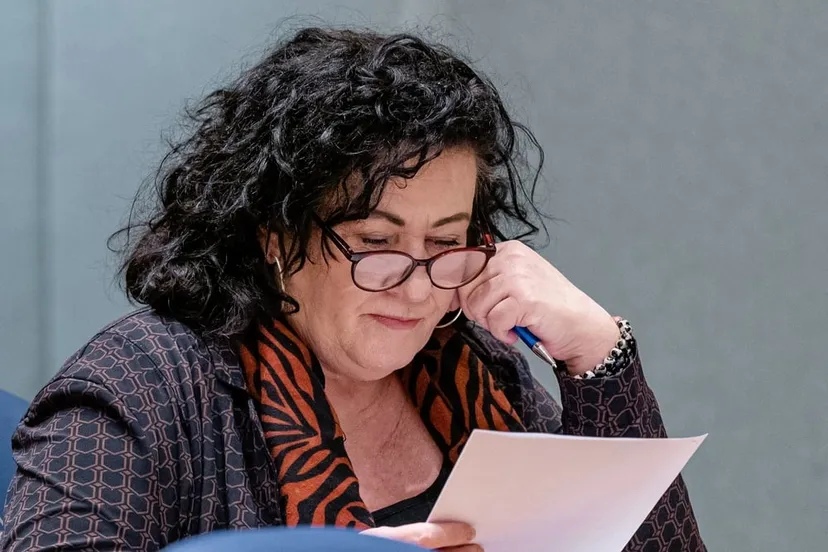 shutterstock 2272410301