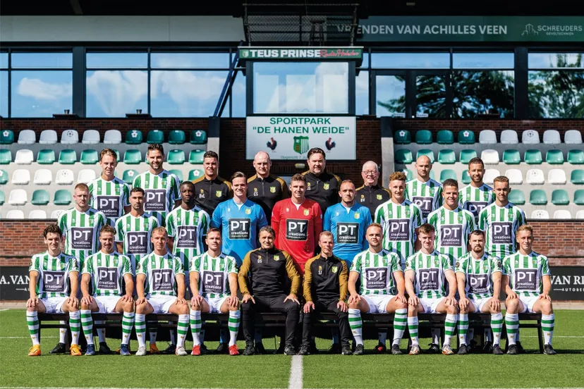 teamfoto av 1 1536x1071 1