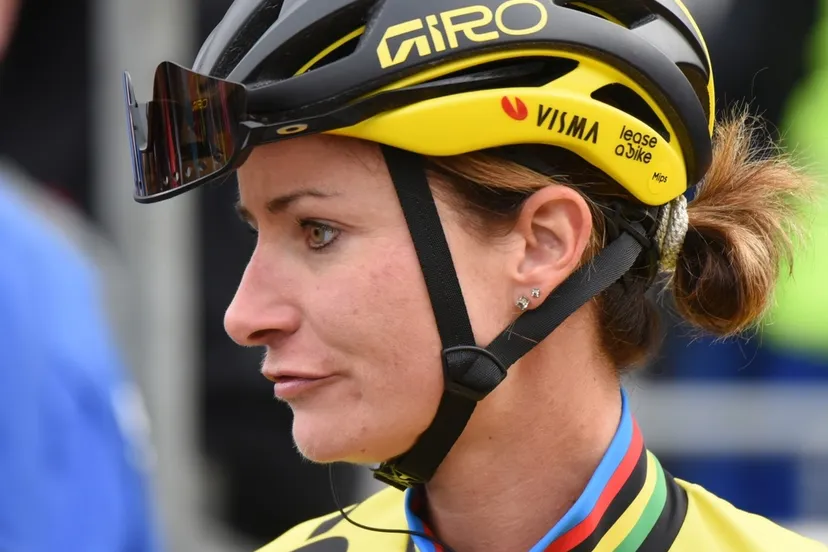 shutterstock 2454075169