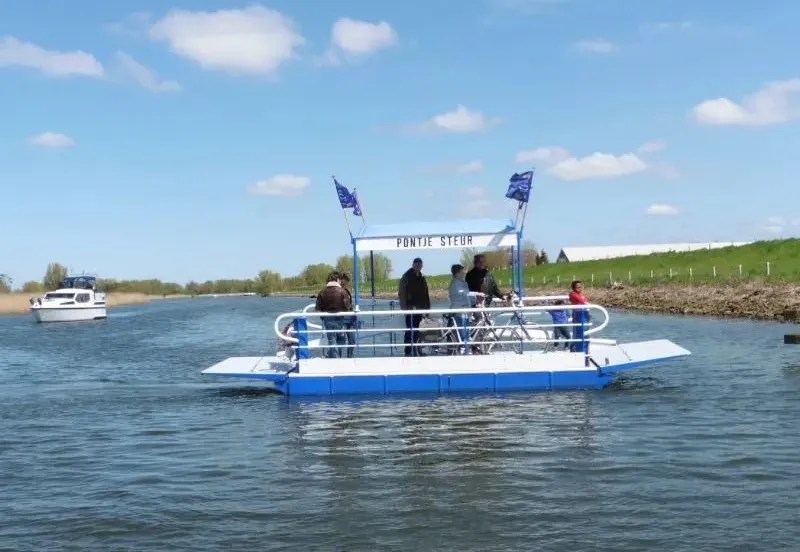 39-pontje-steur_3243565958