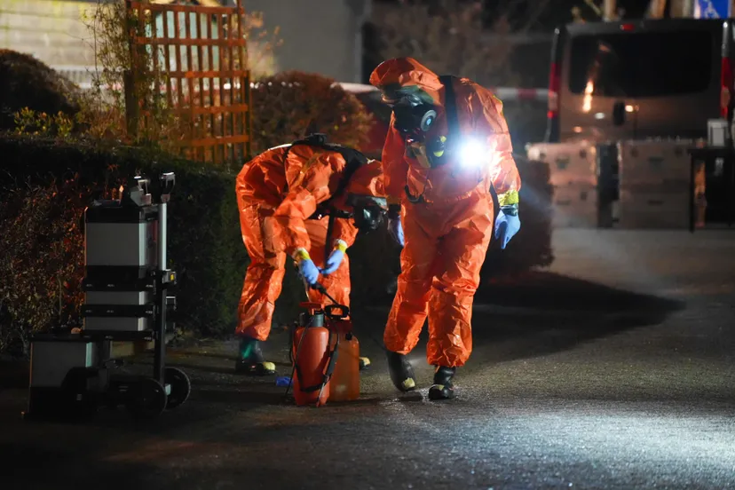 bd4d84ed-cb17-42bc-9d80-40a73cd5bc95