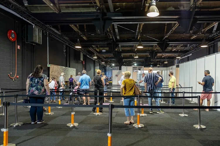 14238 fullimage impressie vaccinatielocatie verkleind