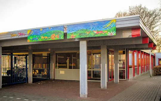 4177 fullimage scholencomplex de vosheuvel oude gebouw