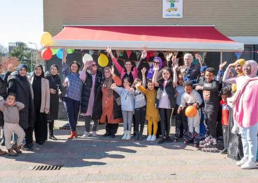amersfoortse kinderen spelen al 25 jaar bij de buitenkasten