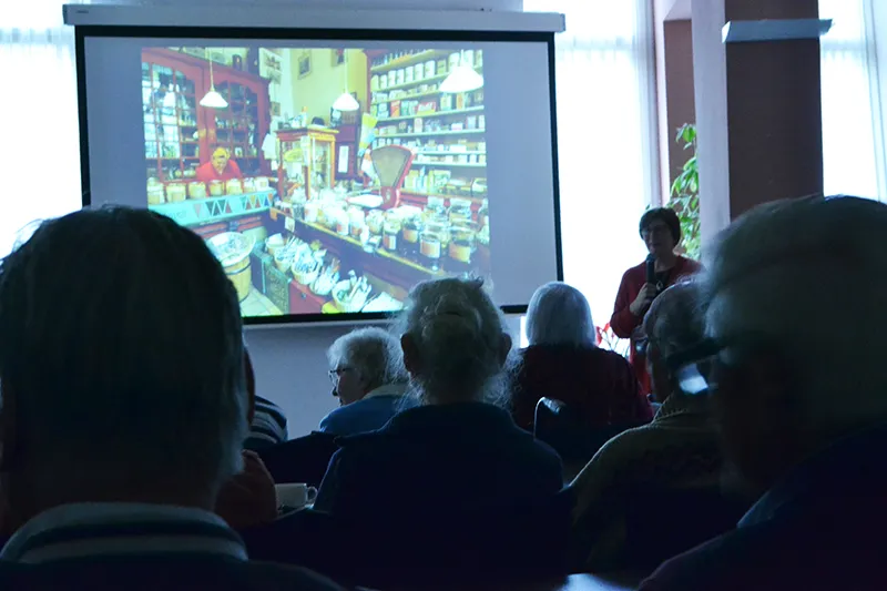 foto persbericht lezing eten vroeger en nu