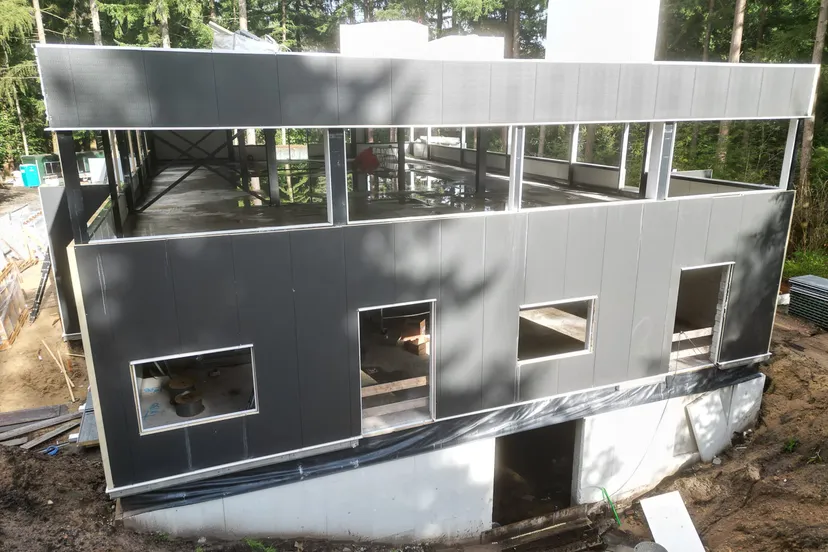 in dierenpark amersfoort wordt momenteel hard gewerkt aan de bouw van de dierkeuken