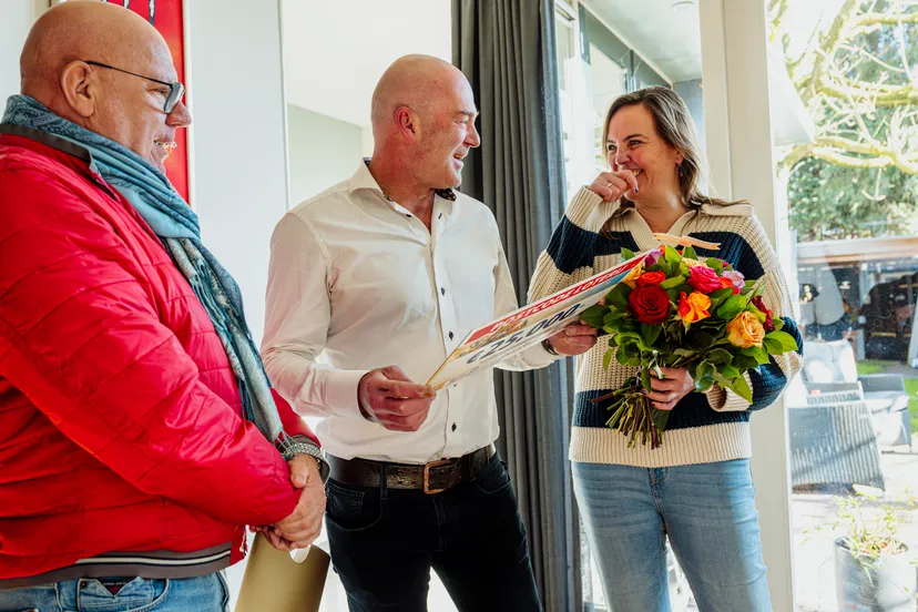 martijn en marjolein met hun cheque