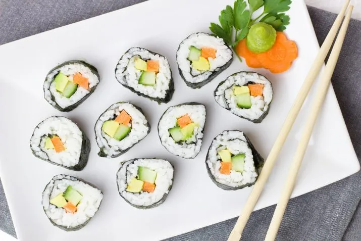sushi 2112350 960 720 e1503392085822