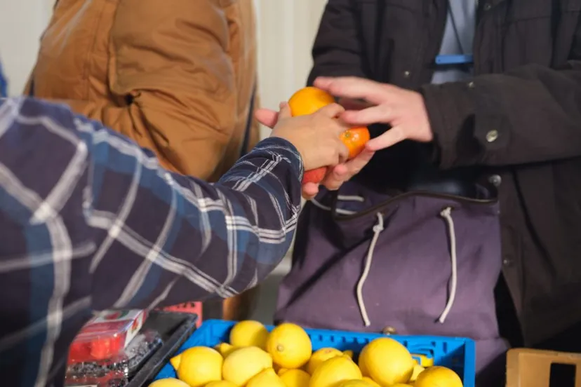 uitdelen voedselbank 6 1 1030x609 1