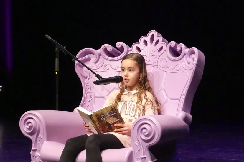 voorleeskampioen eemland 2023 lina boussakouk