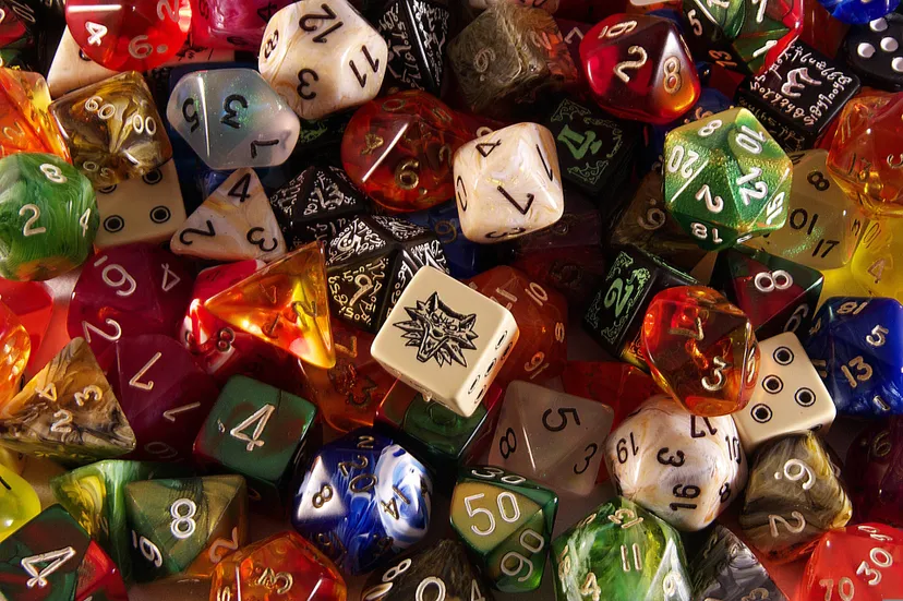 adriano7492-dice-2788986