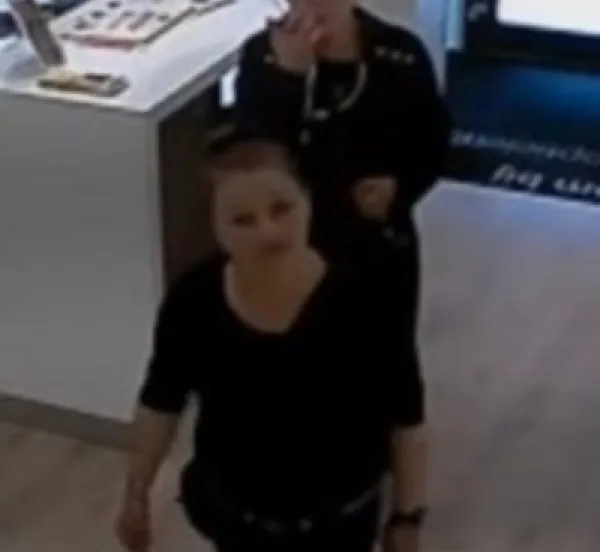 diefstal zonnebrillen 2 eyewish 29 juni 2016