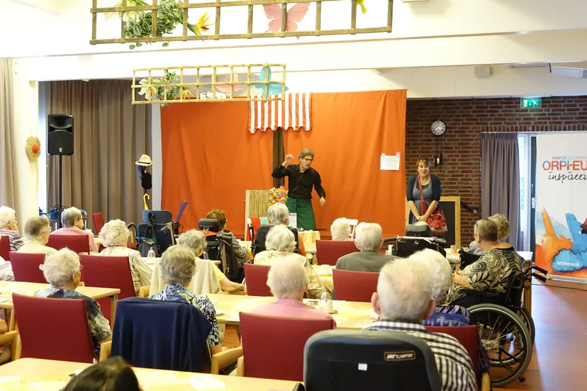 orpheus matenhof theatergroep mooi weer