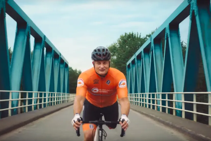 oud militair de wolf still youtube