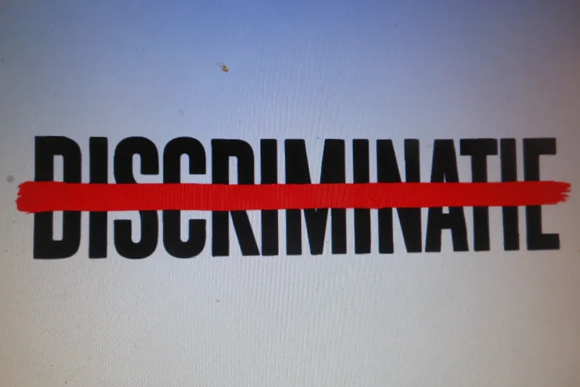 zet een streep door discriminatie rijksoverheid