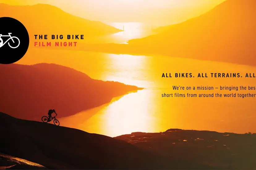 Promotiebeeld The Big Bike Film Night 2026 met fietser bij zonsondergang